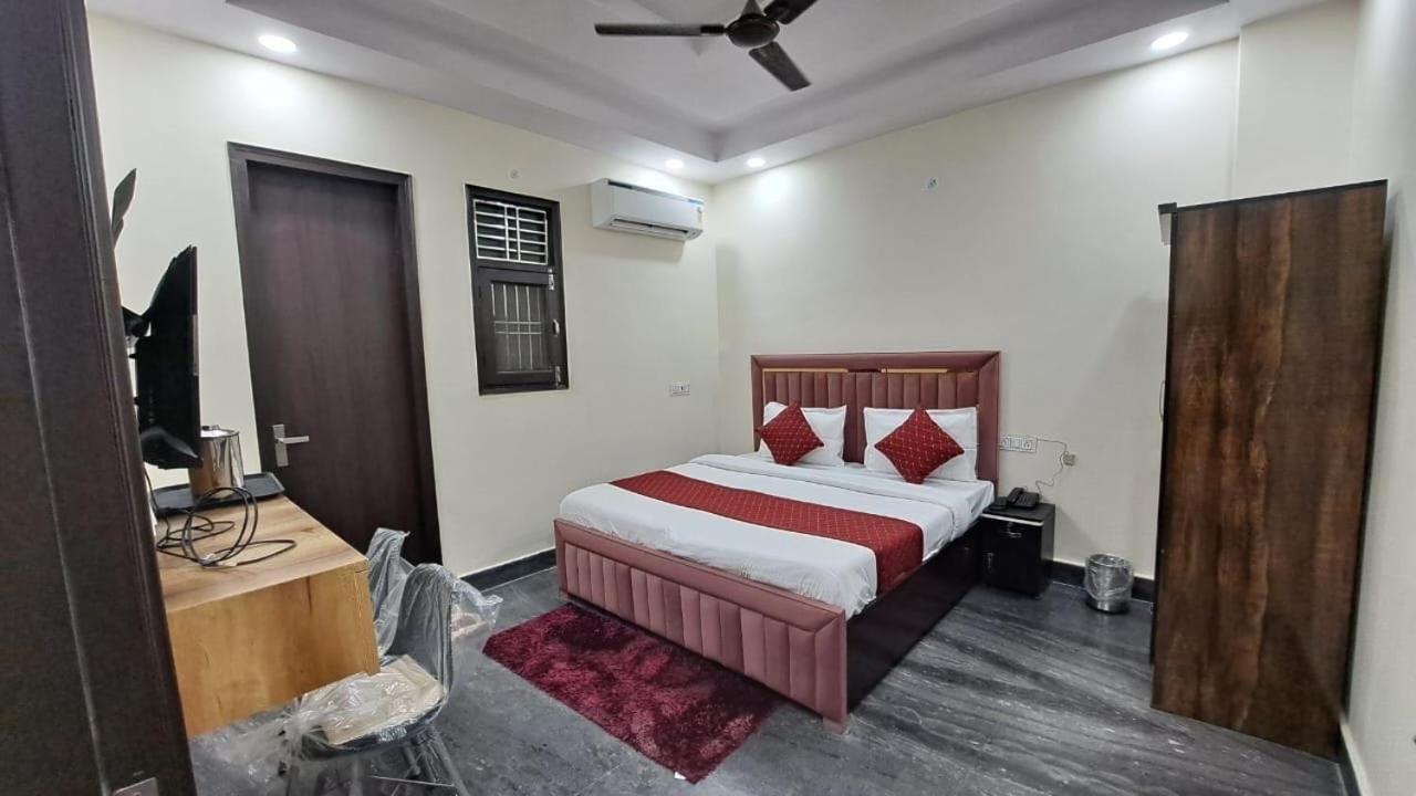 Hotel O City Deluxe Delhi Kültér fotó